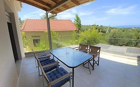 Gargarou Residences